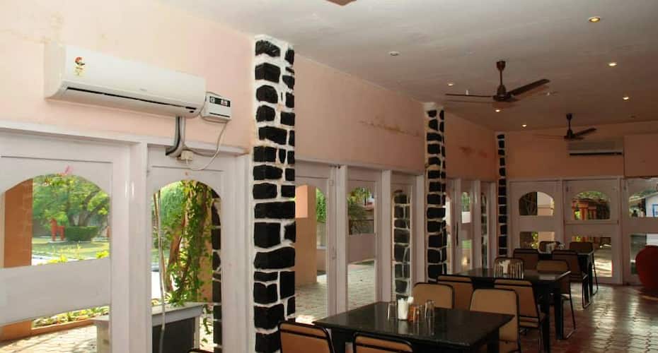 Golden Sun Hotel & Beach Resort Mylapore, Mahabalipuram 4